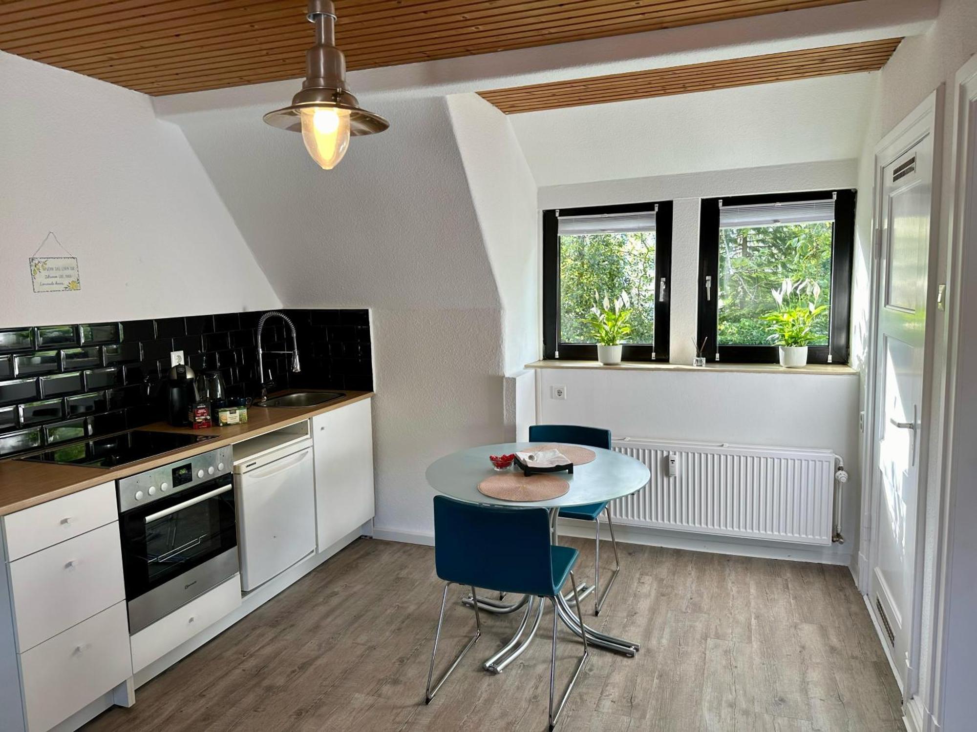 Idyllisches Zentrales Appartment - 24 H Check Inn فلنسبورغ المظهر الخارجي الصورة