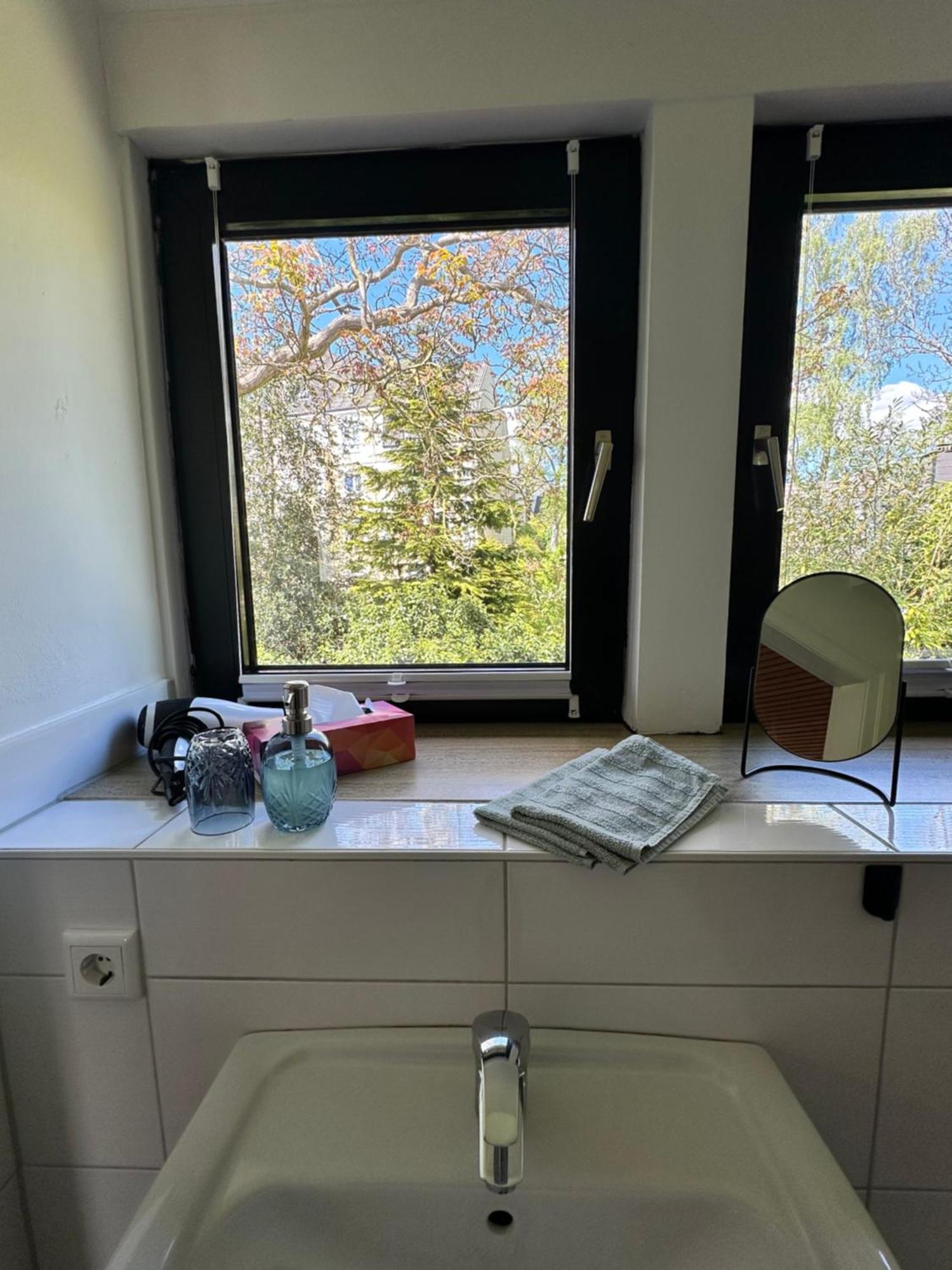 Idyllisches Zentrales Appartment - 24 H Check Inn فلنسبورغ المظهر الخارجي الصورة