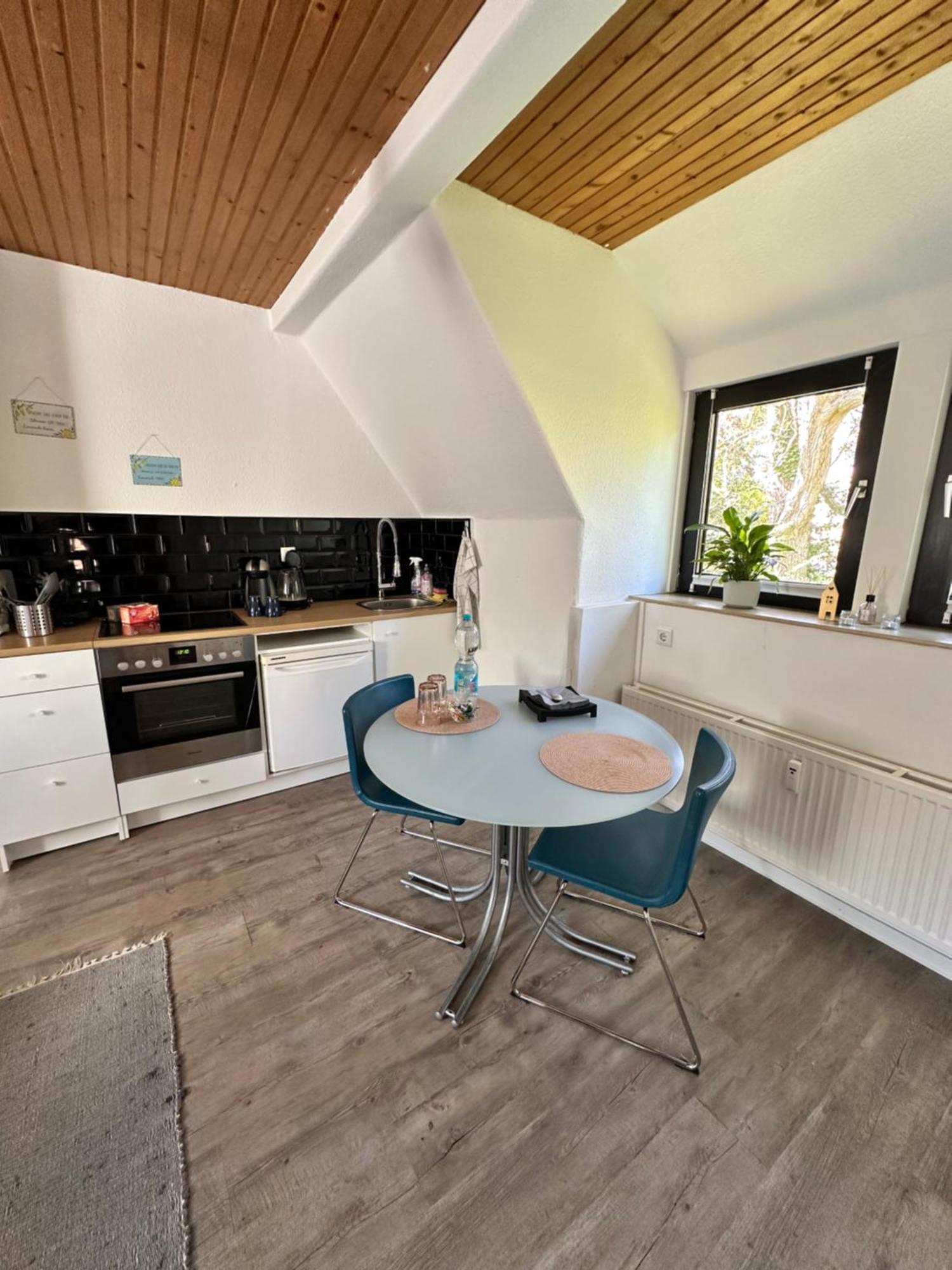 Idyllisches Zentrales Appartment - 24 H Check Inn فلنسبورغ المظهر الخارجي الصورة